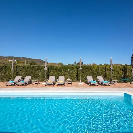 Oliva Al Ii Holiday home