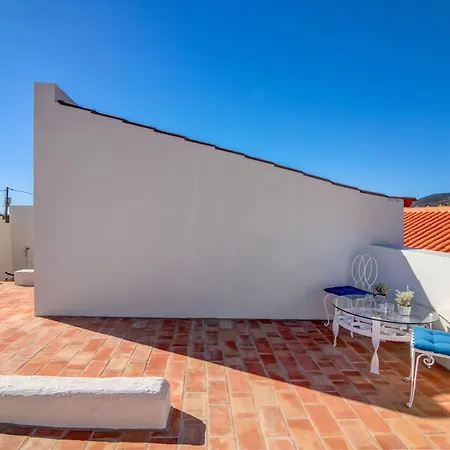 Oliva Al Ii Holiday home *